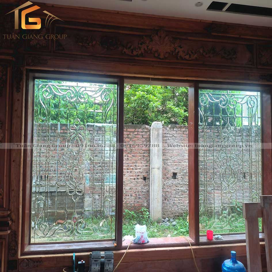 Vách kính hoa đồng VV-029
